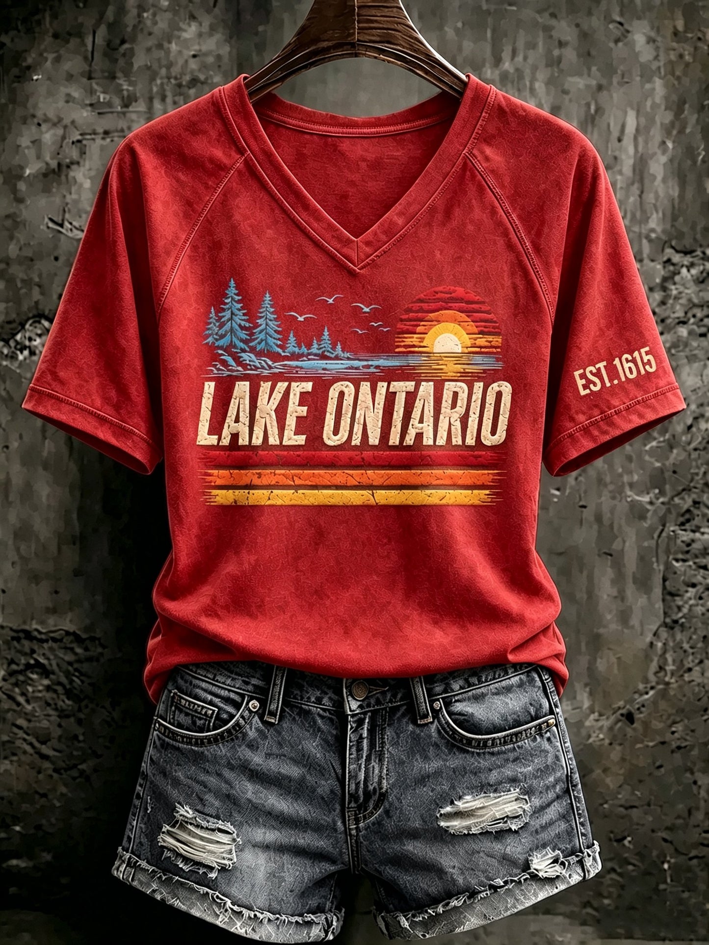 V Neck Retro Lake Ontario Est 1615 Print T-Shirt