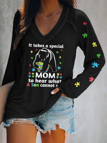V-neck Autism Awareness It Takes A Special Mom To Hear What A Son Cannot Say Print T-Shirt