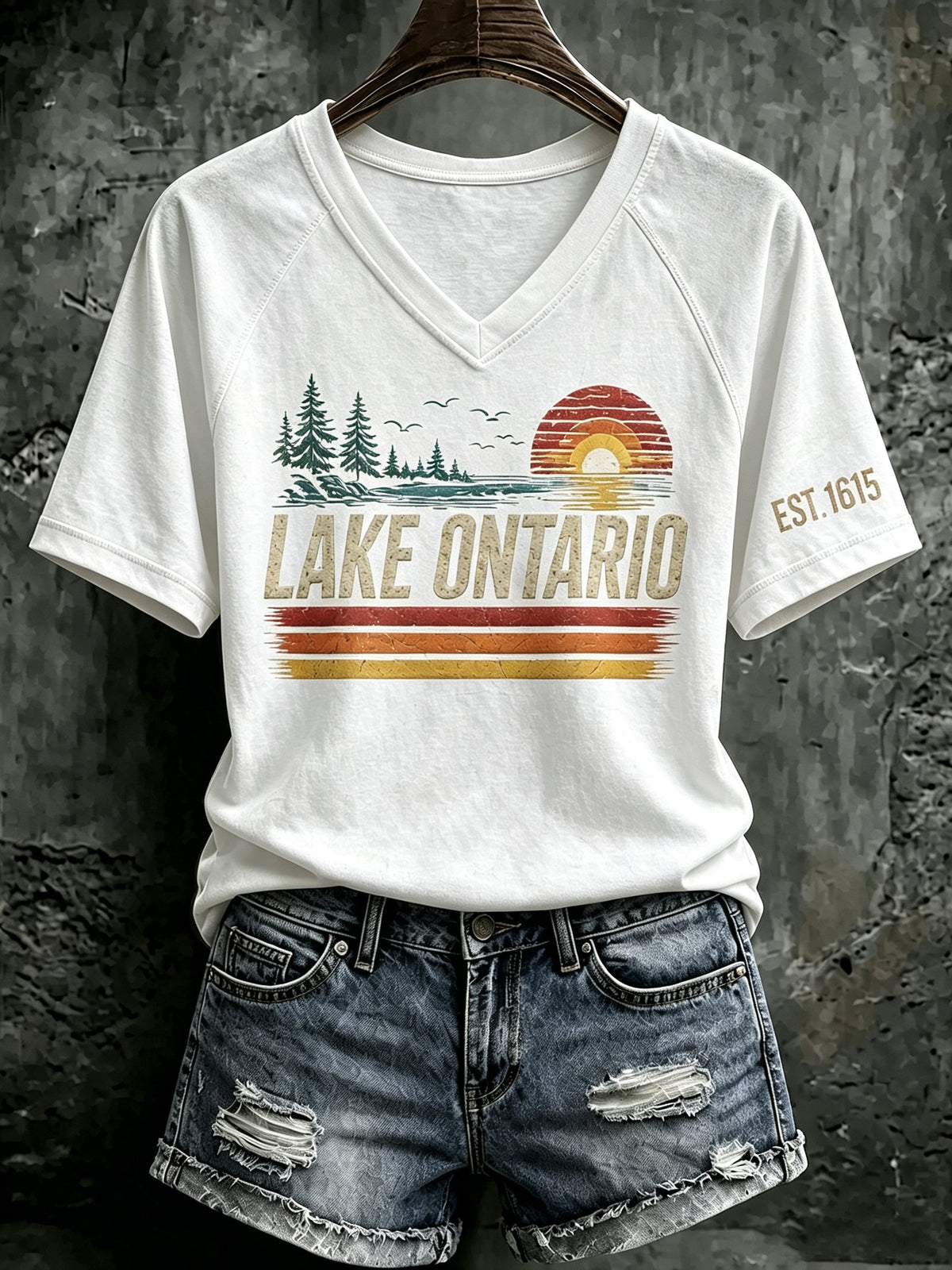 V Neck Retro Lake Ontario Est 1615 Print T-Shirt
